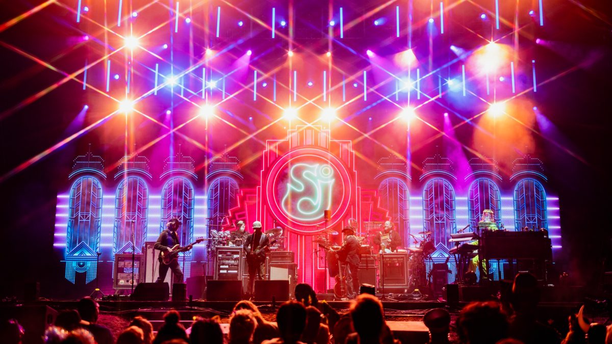 String Cheese Incident, Pretty Lights & My Morning Jacket Top Suwannee Hulaween 2026 Lineup