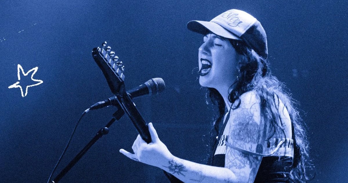 Wednesday Live by Andres Sandoval-Zea