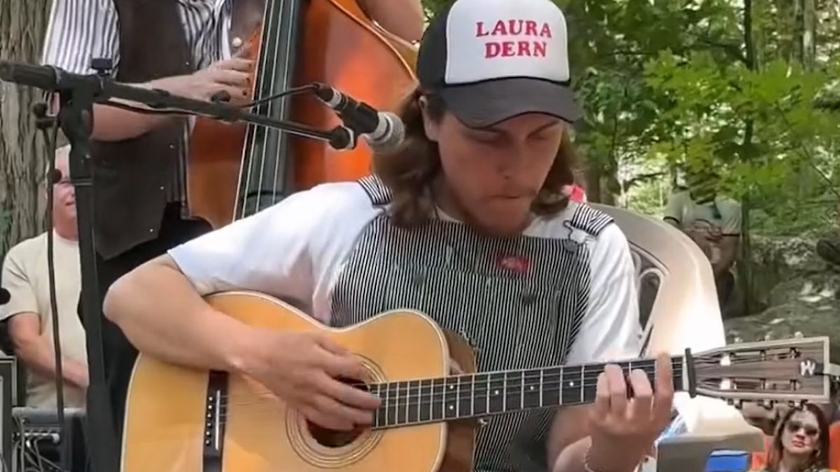 Daniel Donato’s Cosmic Country Plays All-Cover Acoustic Set At The Caverns