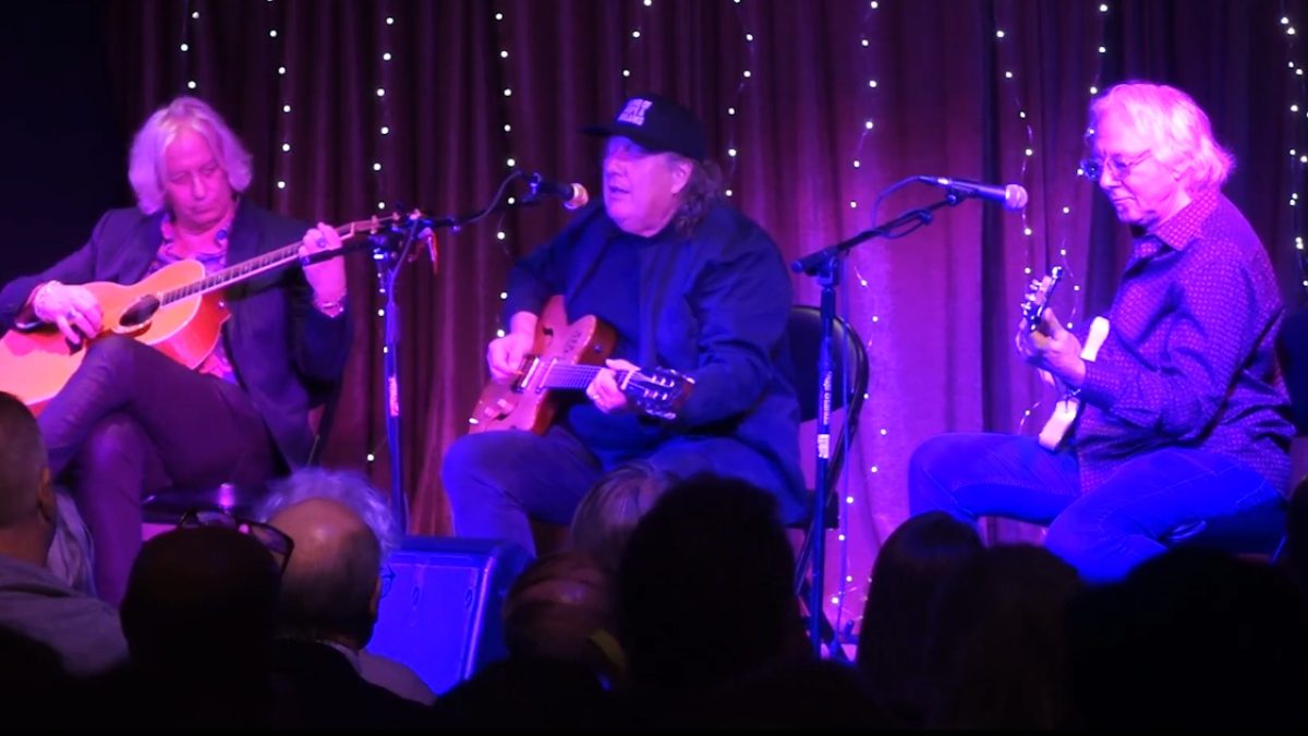 Kevn Kinney Performs ‘Fall On Me’ With R.E.M.’s Mike Mills & Peter Buck In Athens