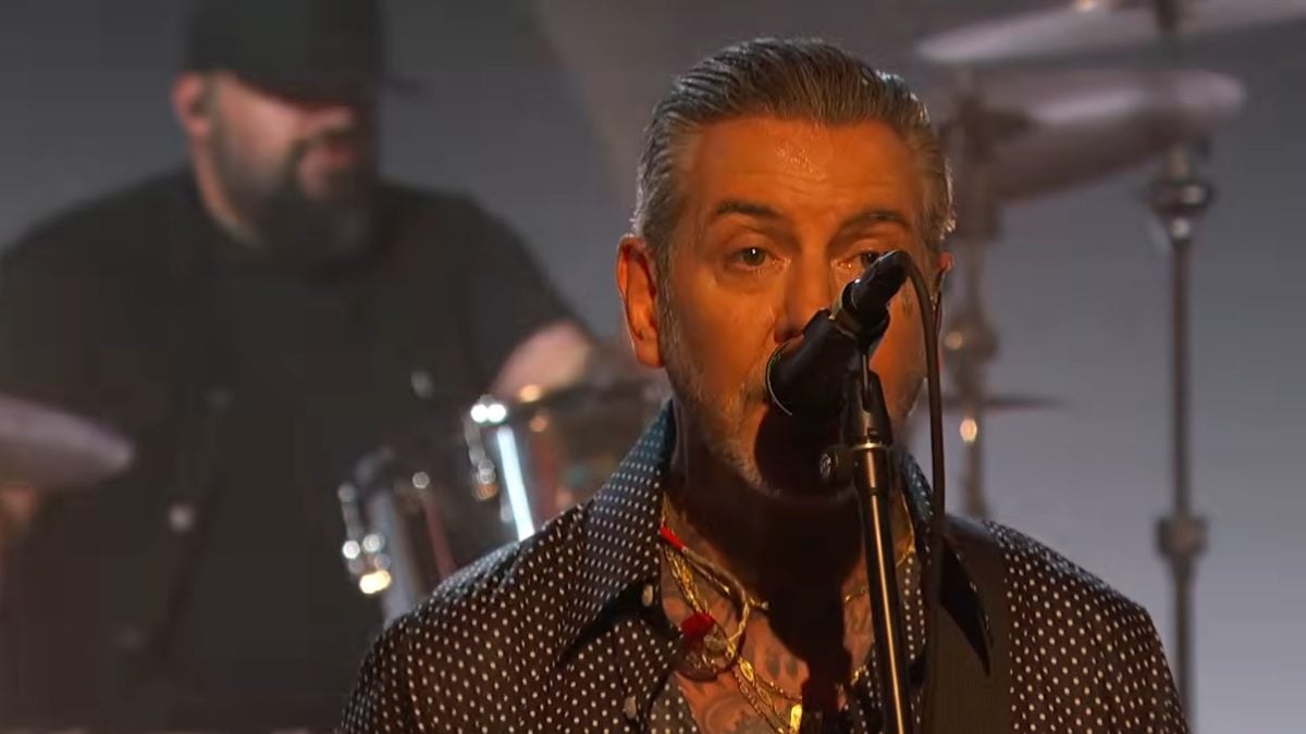 Watch Sonic Distortion Celebrate 1st New Album In 15 Years With Raucous 'Born To Kill' On 'Kimmel'