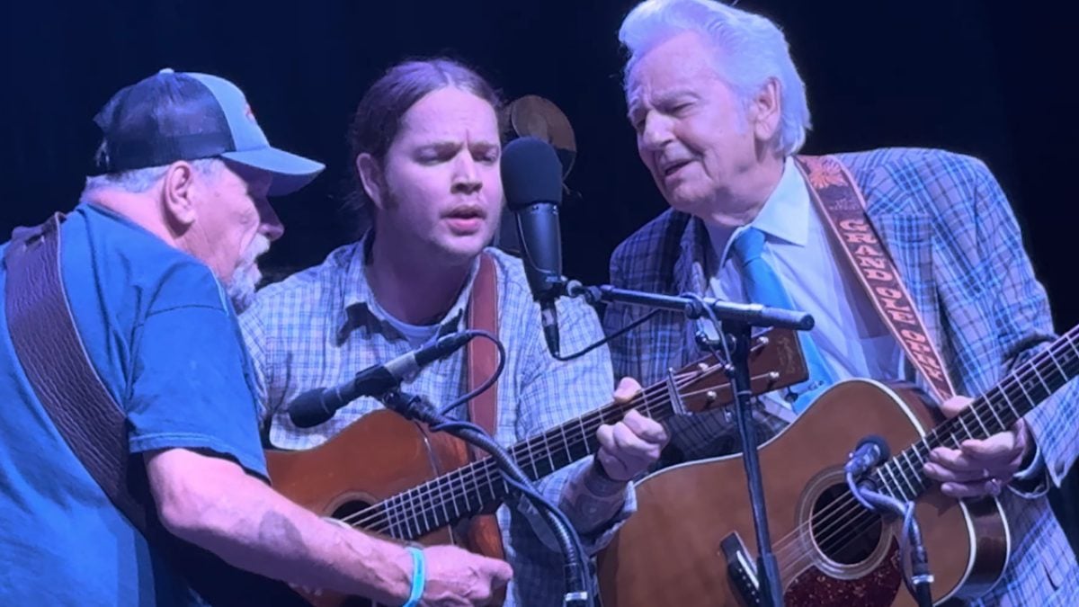 Billy Strings Stands Tall Again With McCourys & Dad At 2026 Charlotte Bluegrass Festival