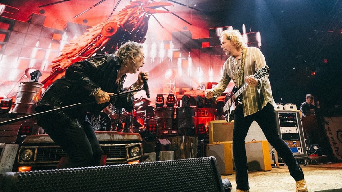 The Black Crowes Cover The Rolling Stones' 'Dancing With Mr. D'