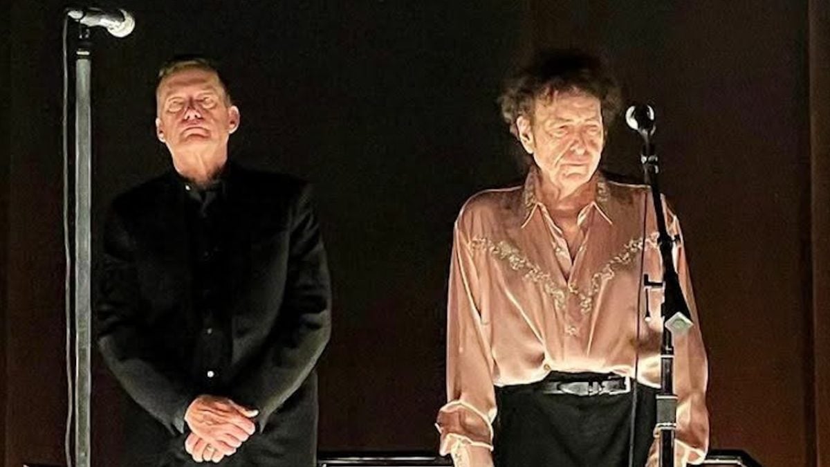 Guitarist Bob Britt Addresses Departure From Bob Dylan’s Band
