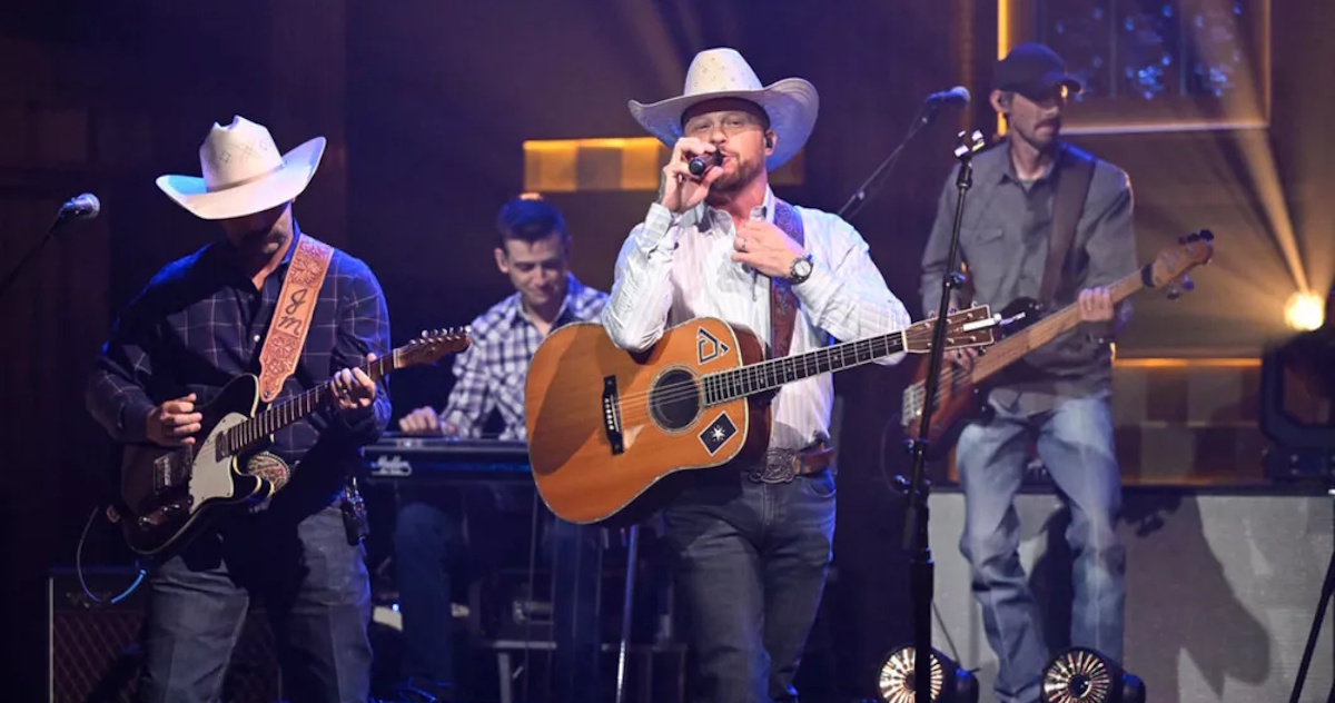 Cody Johnson Fallon Horseback