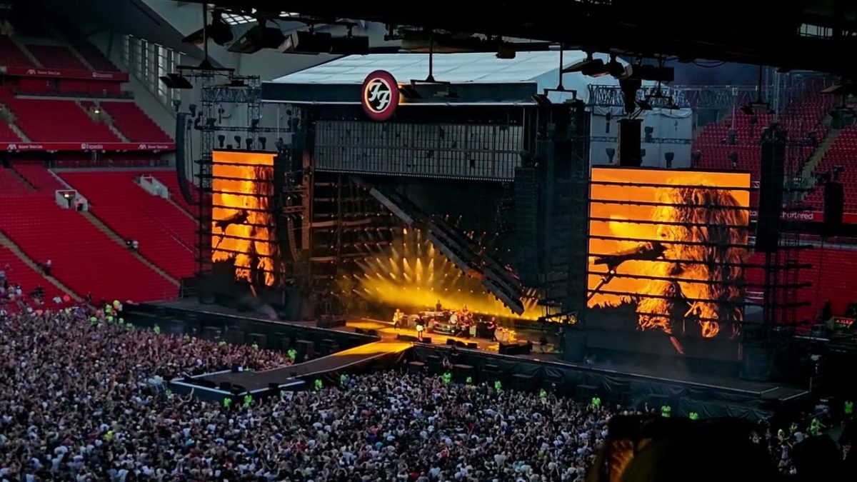 Foo Fighters performing 'Monkey Wrench' at Liverpool Anfield Stadium, 27 June 2026
