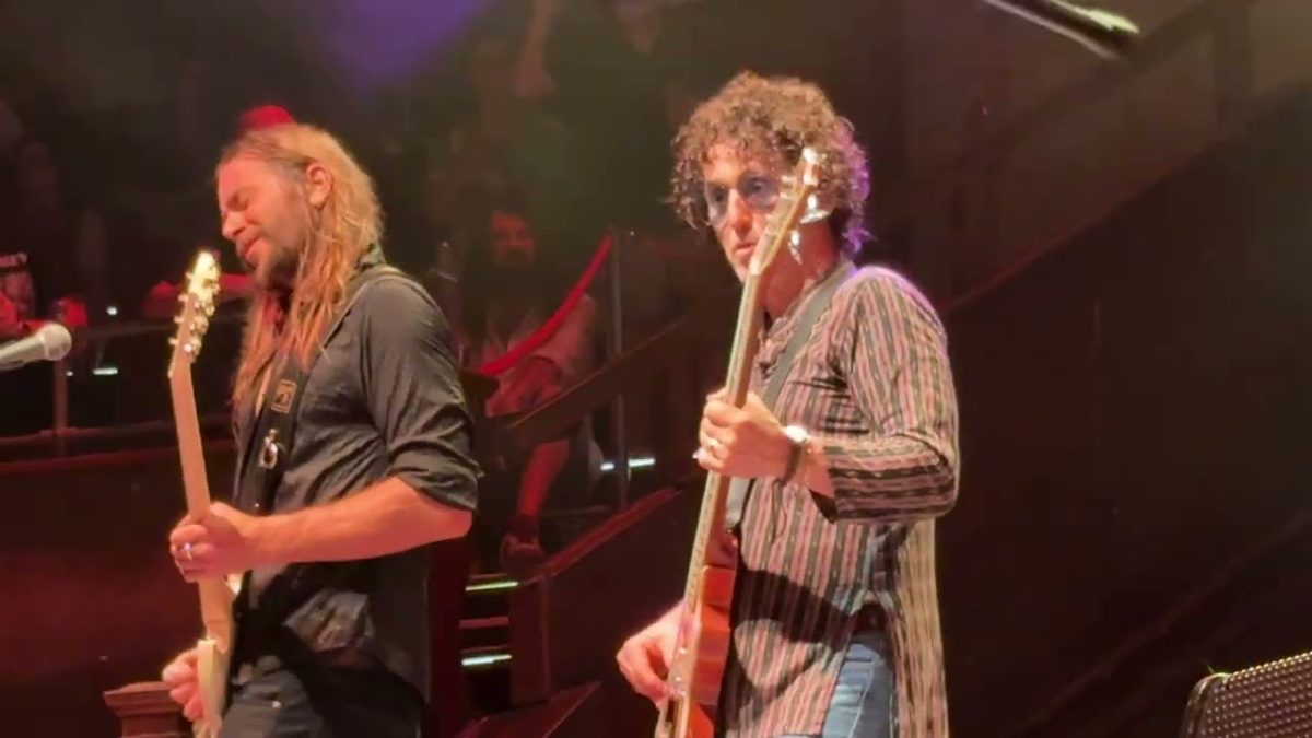 The Black Crowes - Three Button Hand Me Down - Albert Hall, Manchester - 25 June 2026