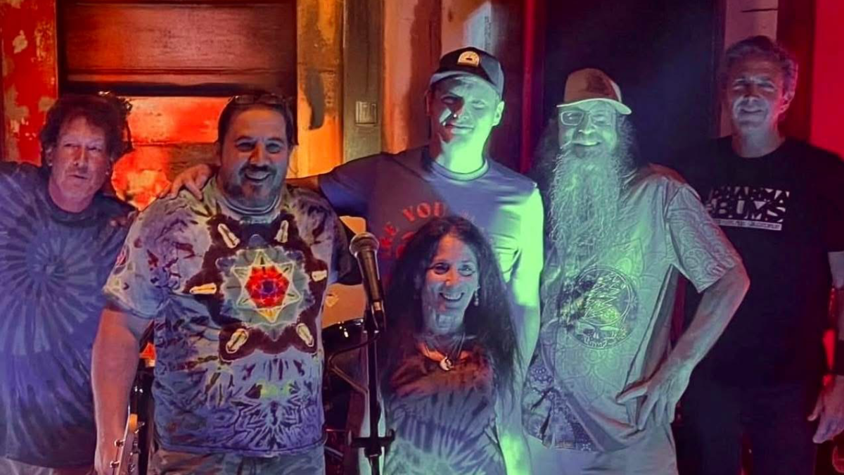 Lovelight (Grateful Dead Tribute Band)