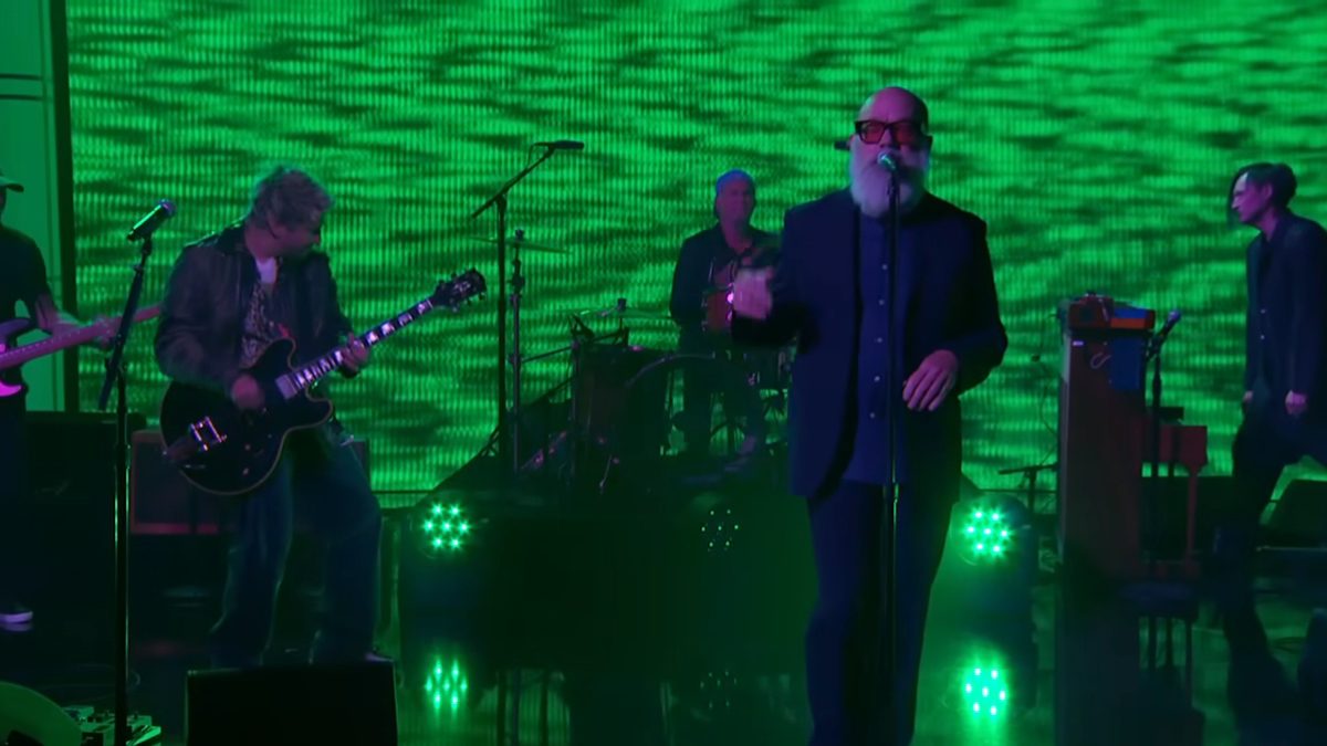 Watch Michael Stipe & Andrew Watt Bring 'Rooster' Theme Song 'I Played The Fool' To 'Kimmel'
