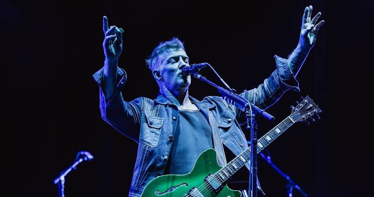 Queens of the Stoe Age live November 2025