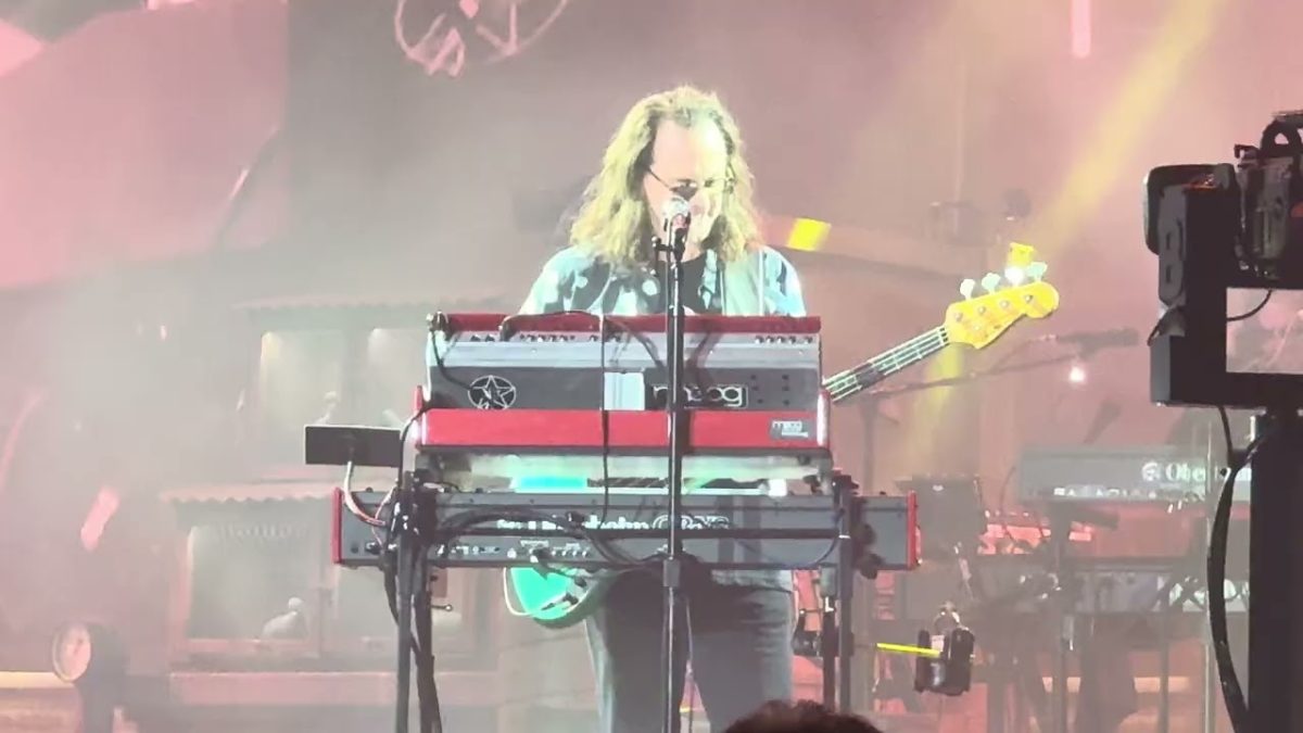 Rush - Tom Sawyer - 50 Something Tour - Opening Night LA KIA Forum