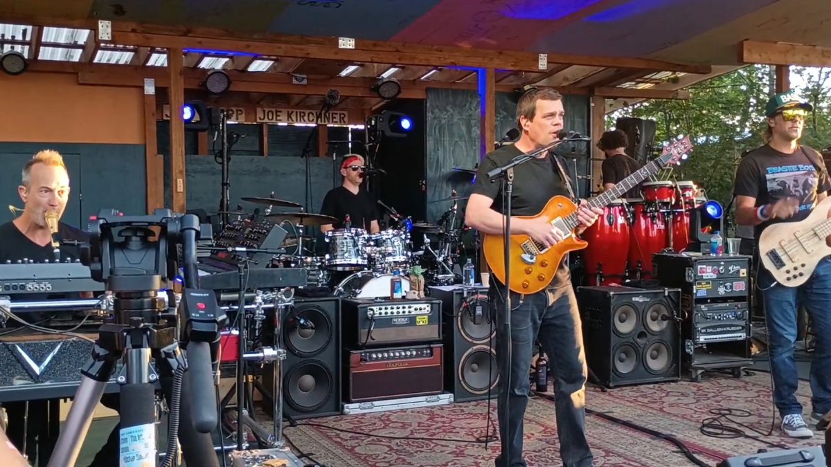 Umphrey’s McGee Debuts Steely Dan & Green Day Covers At Pine Creek Lodge