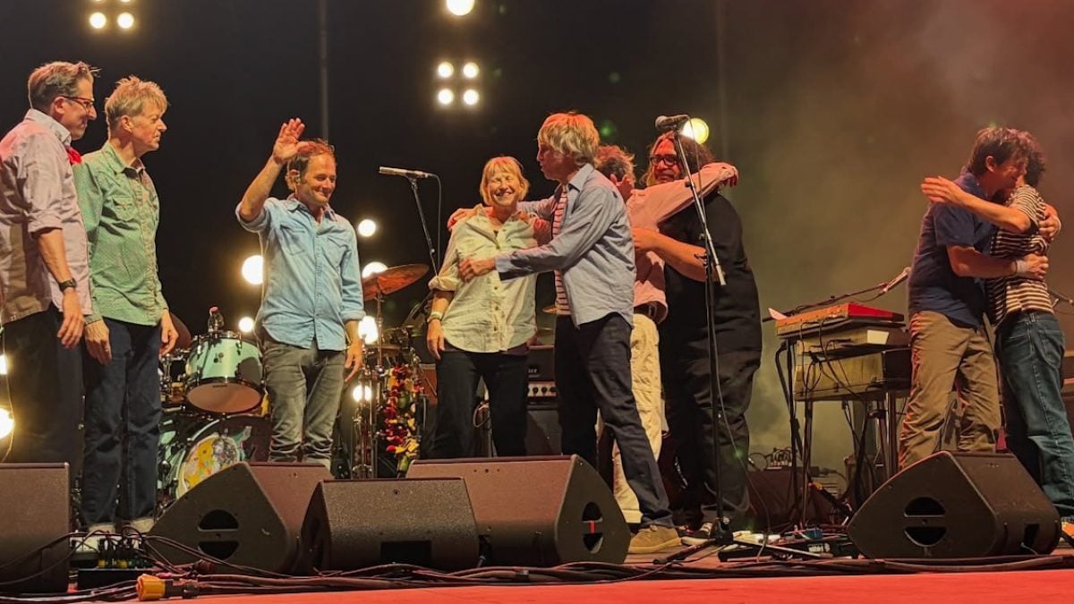 Wilco & Yo La Tengo Team Up For Collaborative Encore At Forest Hills Stadium