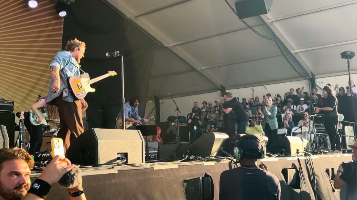 It Surprises Me (w/ Joan Baez dance party), Nathaniel Rateliff, Newport Folk Festival, 7/26/2026