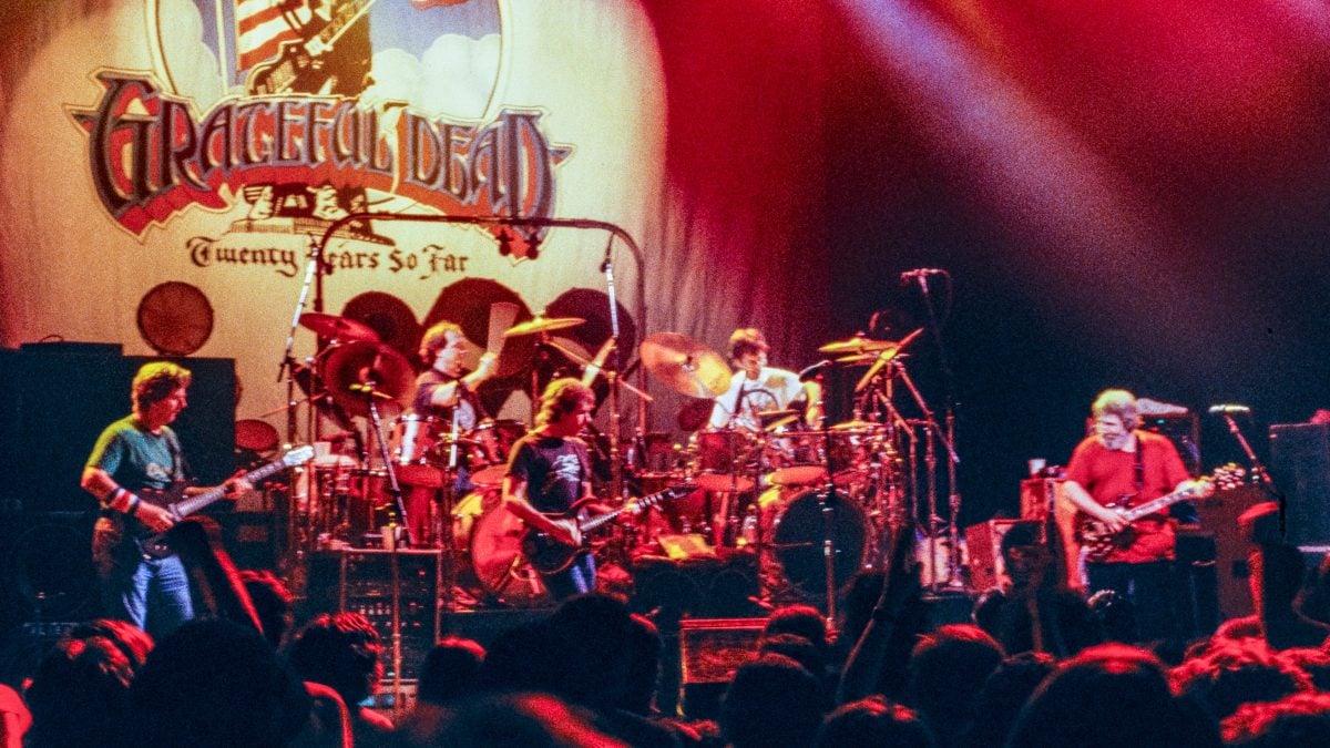 Grateful Dead Loads 'Summer Magic 1985' Box Set With 7 Previously Unreleased Shows