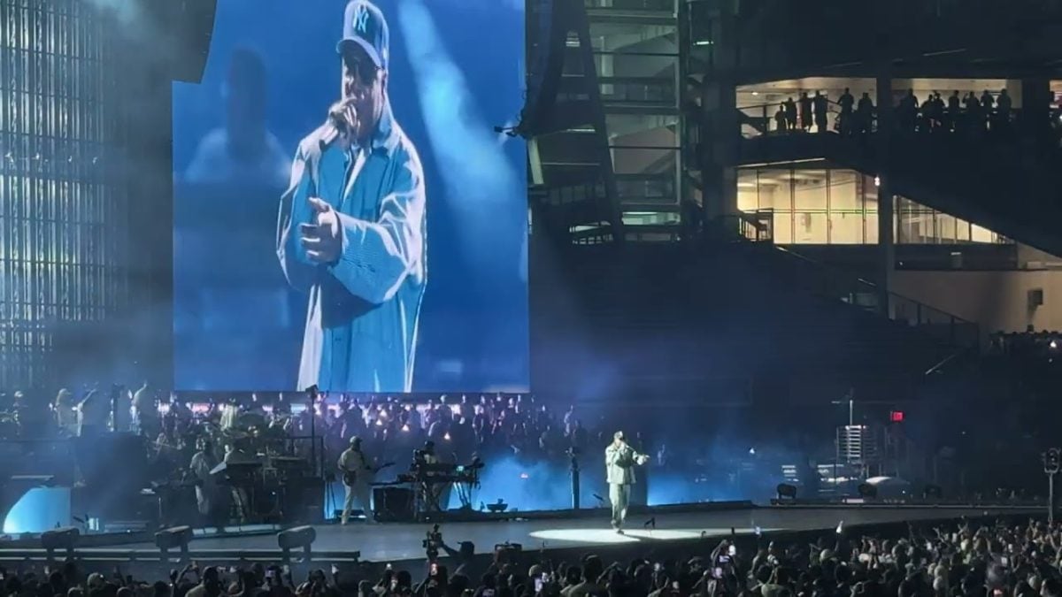 Jay-Z brings out Slick Rick for The Ruler's Back at #JayZ25