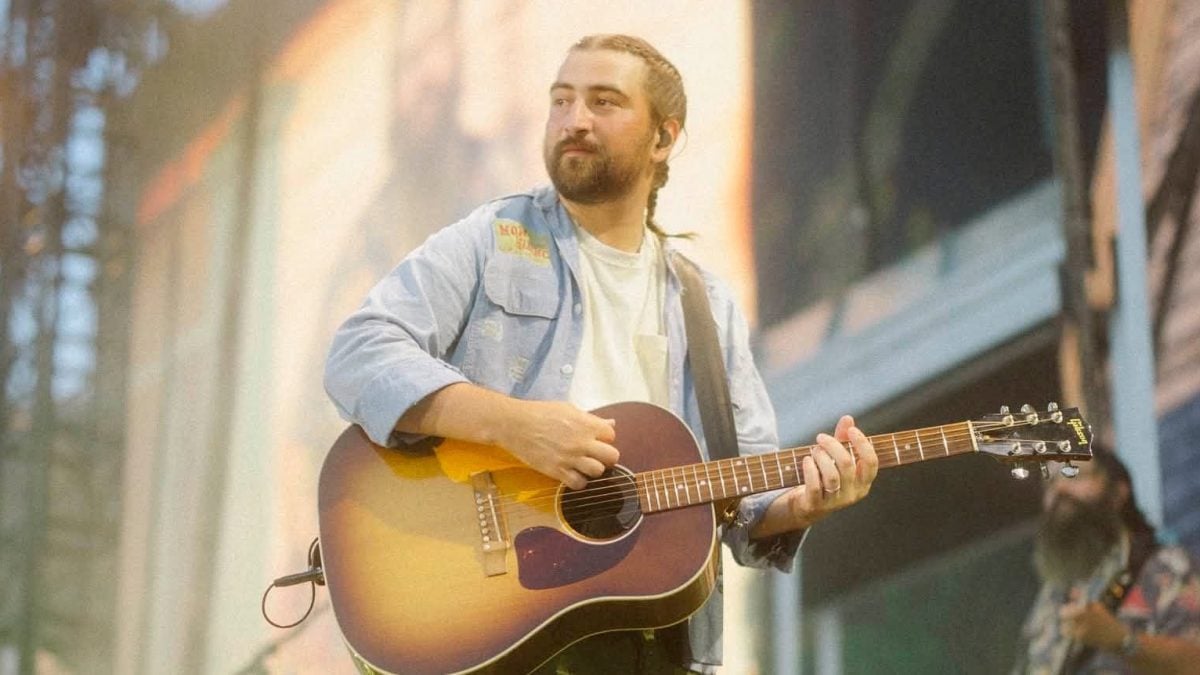 Noah Kahan Apologizes For Cancelation & Welcomes Aaron Dessner At Citi Field