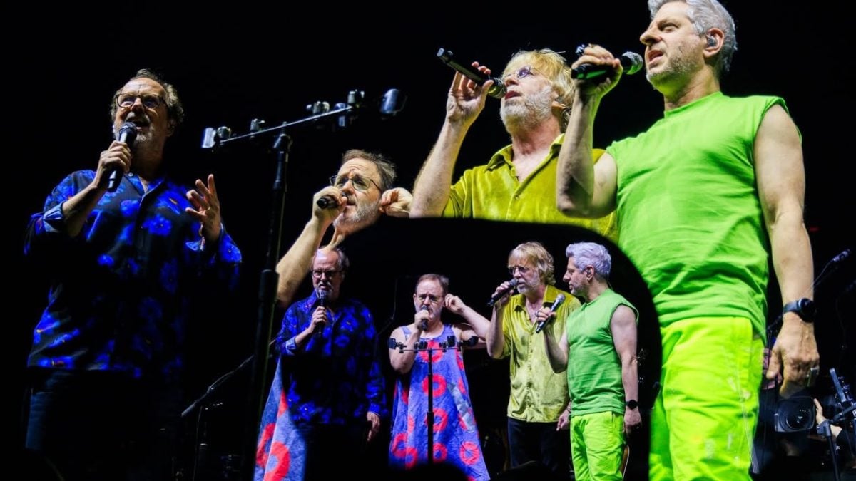 Phish's 1996 Night At Madison Square Garden Marries Nostalgia & Fearless Improvisation