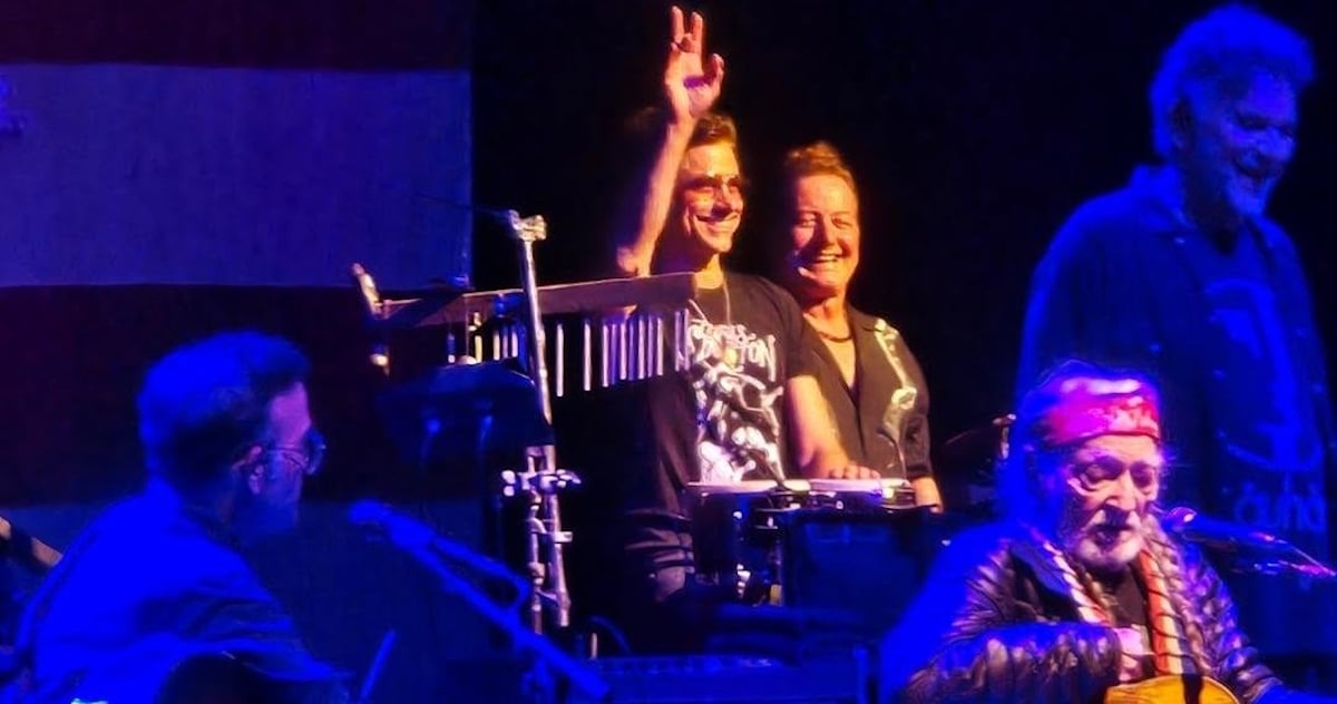 Willie Nelson John Stamos Tre Cool 2026