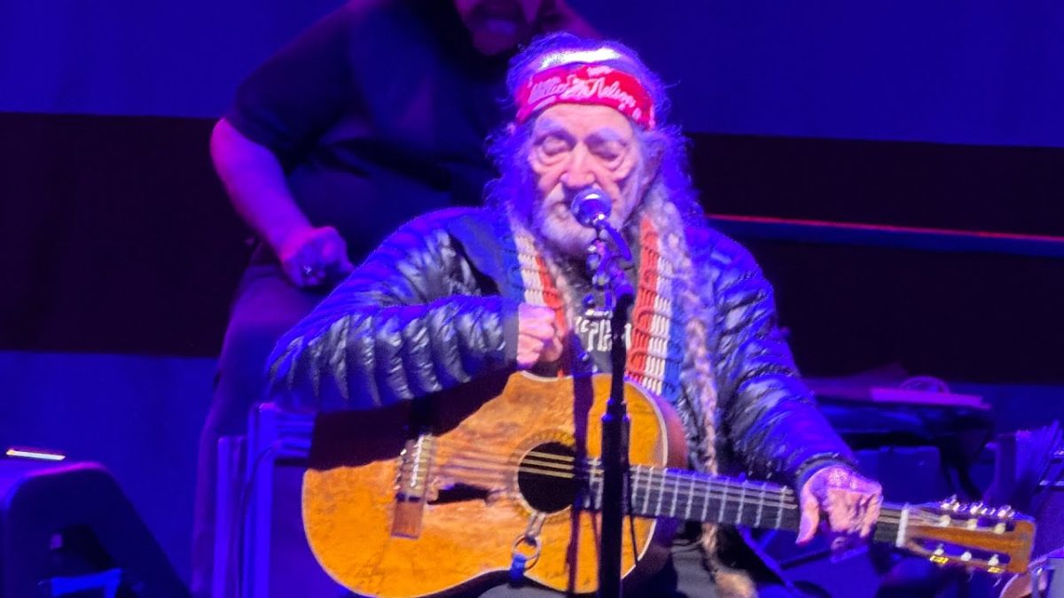 Willie Nelson “Workin Man Blues” 07/12/26 Costa Mesa, CA @WillieNelson