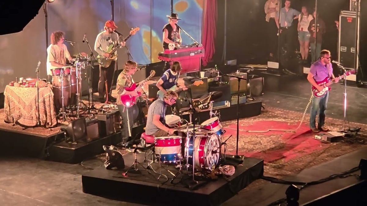 Black Keys with Sturgill Simpson - I Heard It Through The Grapevine @ Pinnacle Nashville TN 8/6/26