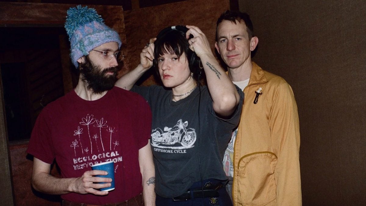Big Thief Debuts Triple Album 'Horsepower' With Gillian Welch, Iris DeMent, Lucinda Williams & More At Ryman