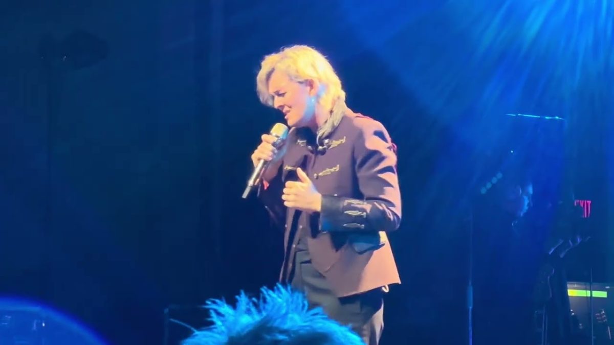 Brandi Carlile, “Long Long Time” (Linda Ronstadt) 08-20-26 at CMAC