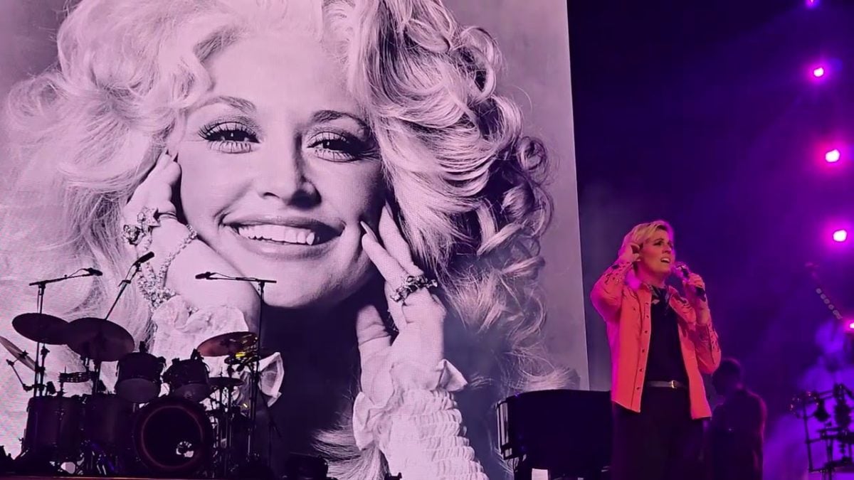 Brandi Carlile's tribute to Dolly singing "I Will Always Love You " Bridgestone Arena 8/29/26