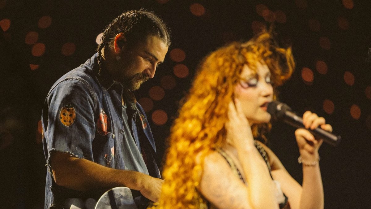 Chappell Roan Makes Surprise Appearance At Noah Kahan's Rose Bowl Show