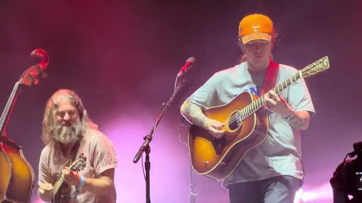 “Don’t Lie” → “Meet Me At The Creek” - Billy Strings and Greensky Bluegrass 8/29/26 Ionia Freak Fair