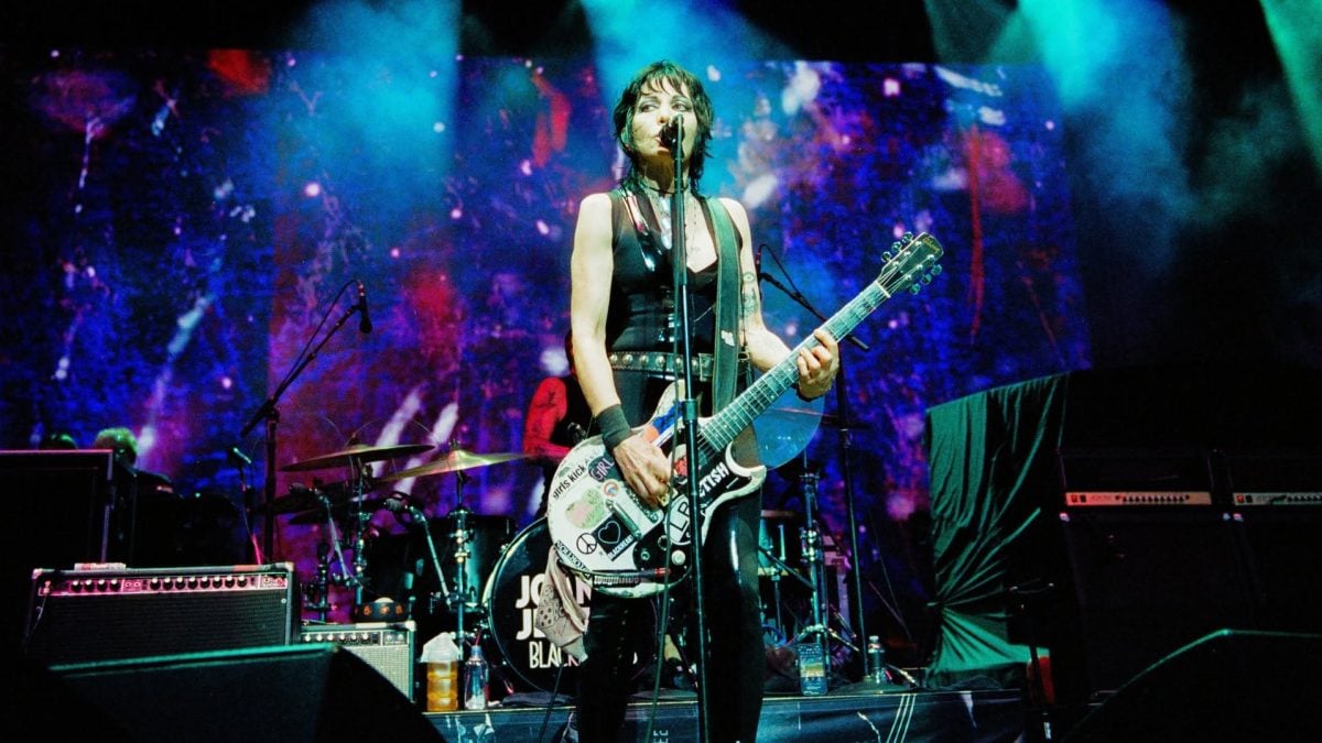 Joan Jett Calls Off Remaining 2026 Shows To Recover From Spinal Injury
