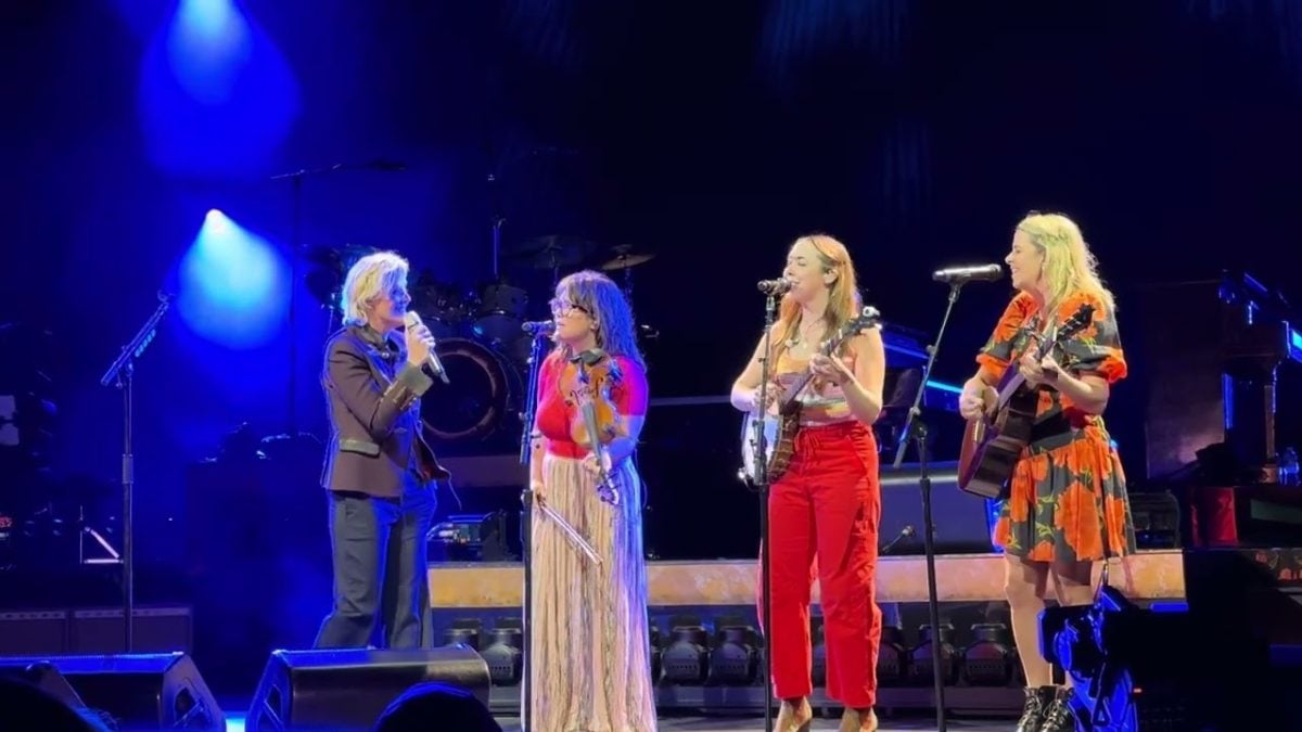 Brandi Carlile and I’m With Her, “Coat of Many Colors” (Dolly Parton) 08-20-26 at CMAC