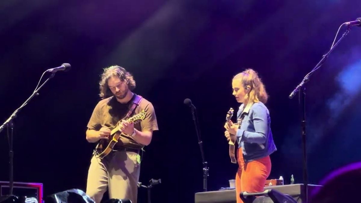 “Baltimore Johnny” - Billy Strings with Sierra Hull & Michael Cleveland - 8/29/26 - Ionia Freak Fair