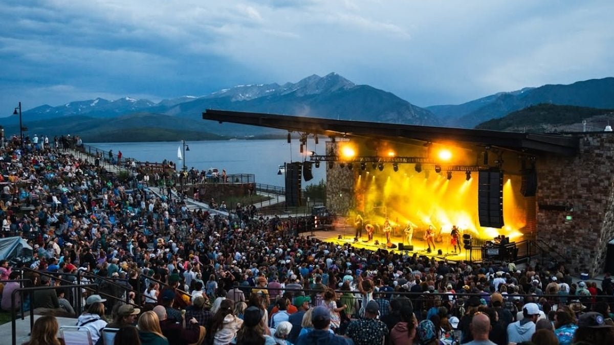 Leftover Salmon Teams With Trampled By Turtles For The Band Cover In Dillon
