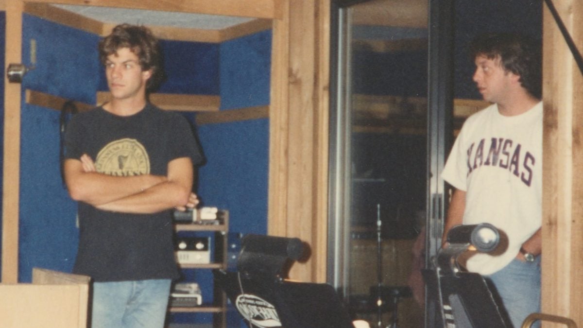Ween Shares Surprise ‘Golden Wastes’ EP Of ‘12 Golden Country Greats’ Outtakes