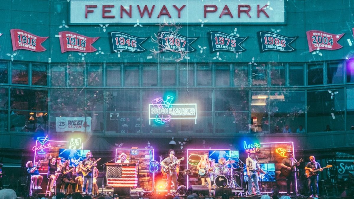 Zac Brown Band Brings Out Gary Cherone & Mac McAnally + Gives Aways Free Cruises At Fenway Park