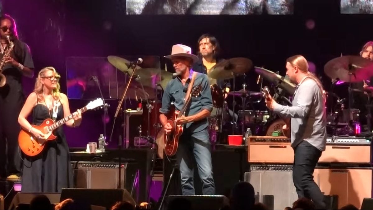 Audley Freed, Jen Gunderman & Fred Eltringham Jam With Tedeschi Trucks Band In Bridgeport