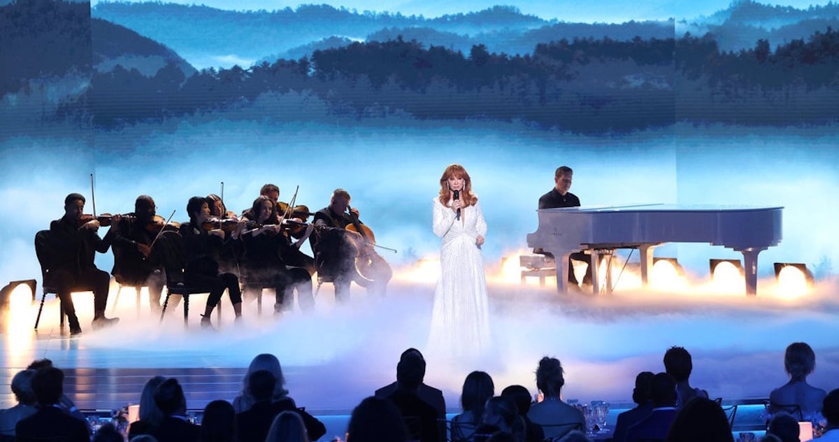 reba dolly tribute emmys