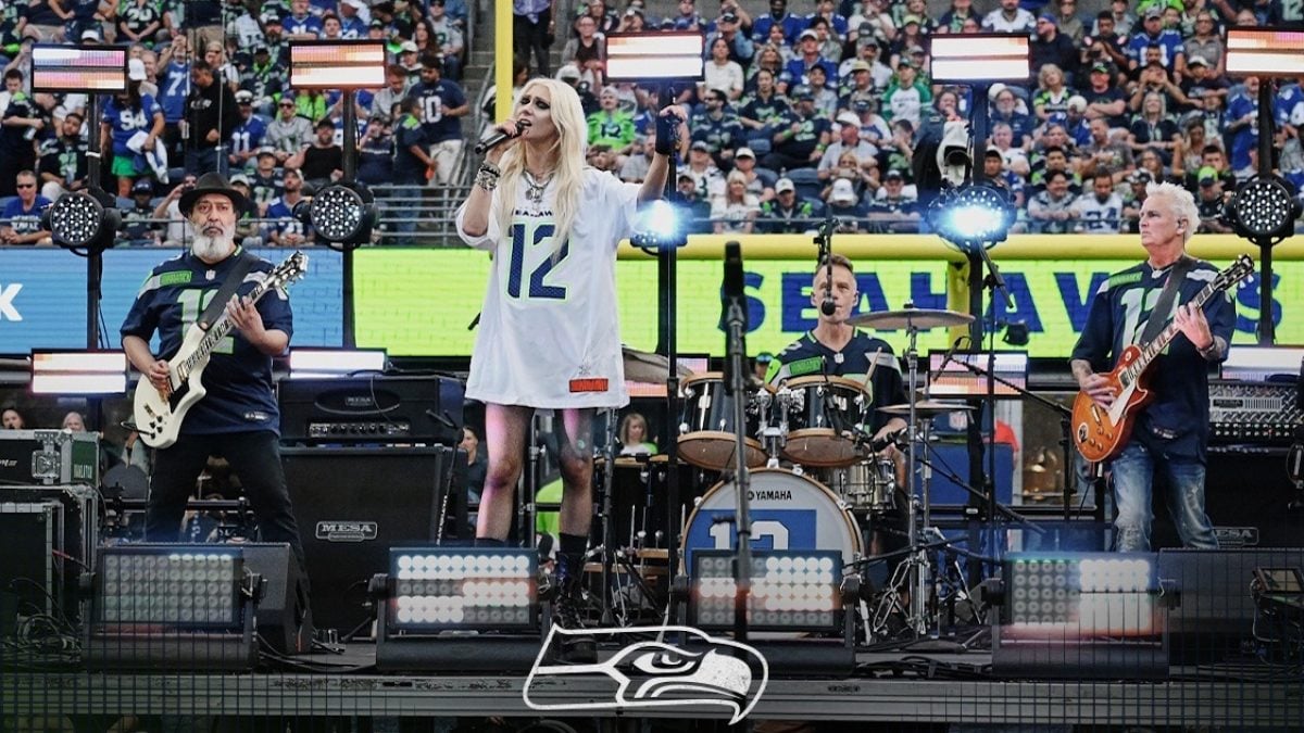 Soundgarden Makes Rare Return With Taylor Momsen & Mike McCready At NFL Halftime Show
