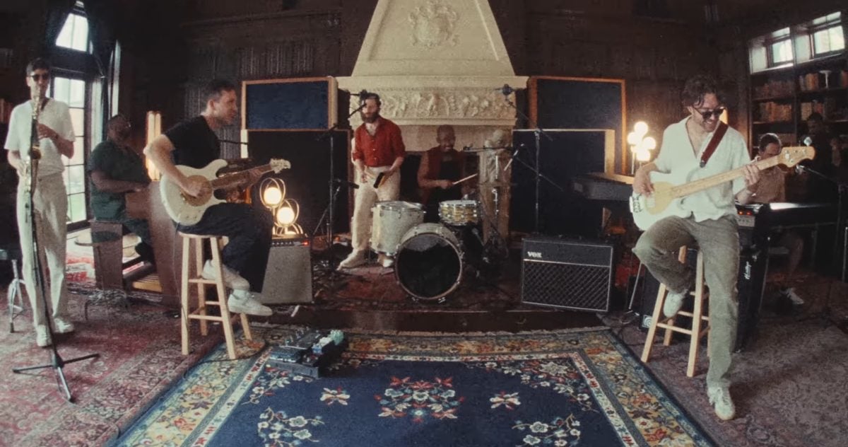 Vulfpeck Beachcomber Video